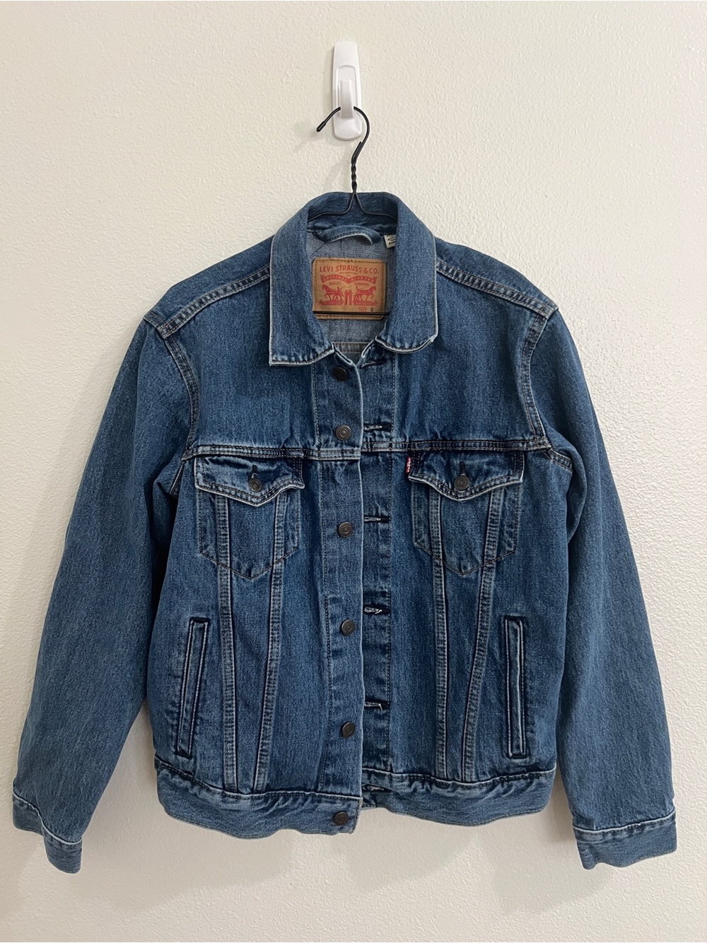 Levi's Blue Denim Trucker Jacket - Classic Workwear